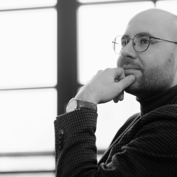 pexels-pavel-danilyuk-6715996-1-scaled-600x600